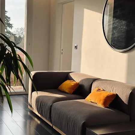 Le Petit Paris Apartman *