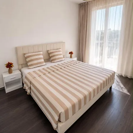 Le Petit Paris Apartman *